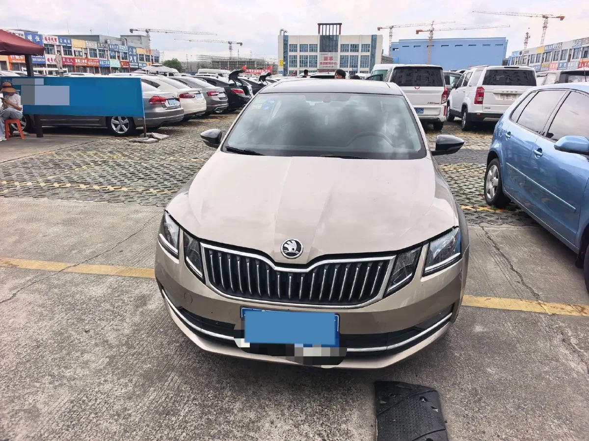 2018 Skoda Octavia 1.4T 150HP L4 7DCT,autocango,china used car exporter,china ev exporter,chinese used car exporter,chinese used ev exporter