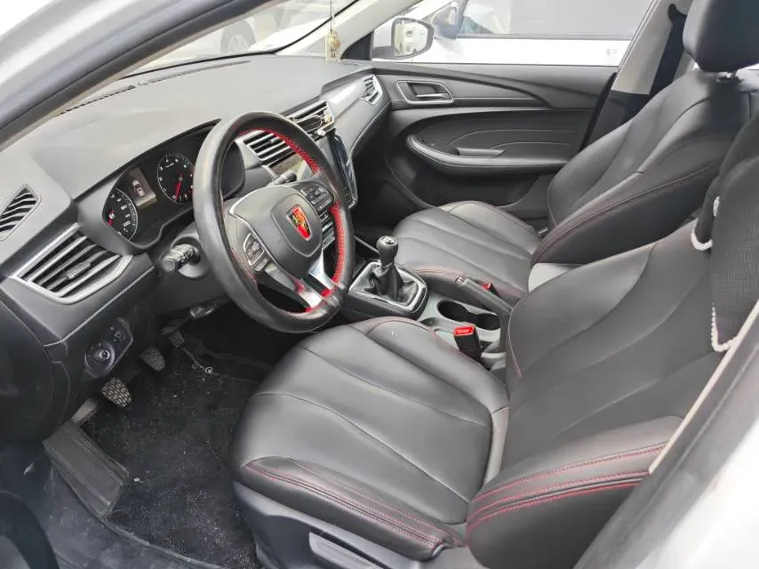 2019 Roewe i5 1.5L 120HP L4 5MT,autocango,china used car exporter,china ev exporter,chinese used car exporter,chinese used ev exporter