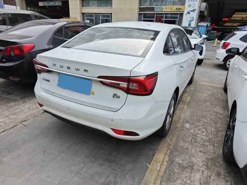 2019 Roewe i5 1.5L 120HP L4 5MT,autocango,china used car exporter,china ev exporter,chinese used car exporter,chinese used ev exporter