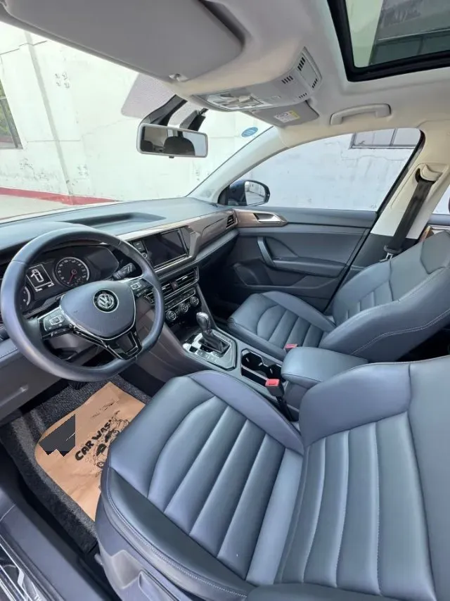 2019 MINI MINI 1.5T 102HP L3 7DCT,autocango,china used car exporter,china ev exporter,chinese used car exporter,chinese used ev exporter