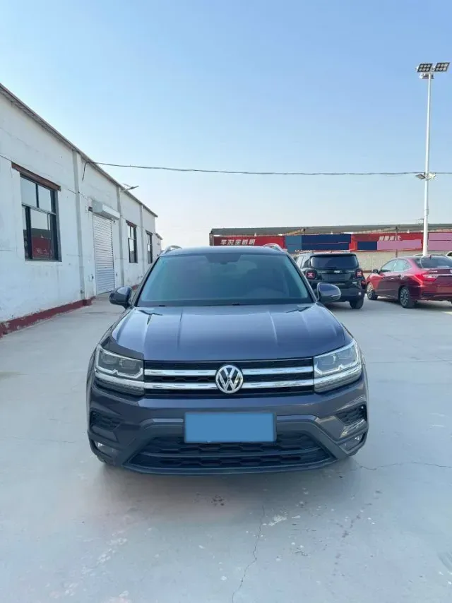 2019 MINI MINI 1.5T 102HP L3 7DCT,autocango,china used car exporter,china ev exporter,chinese used car exporter,chinese used ev exporter