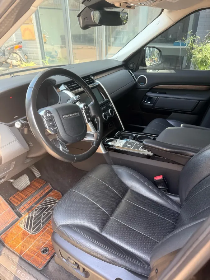 2018 Land Rover Discovery 3.0T 340HP V6 8AT,autocango,china used car exporter,china ev exporter,chinese used car exporter,chinese used ev exporter