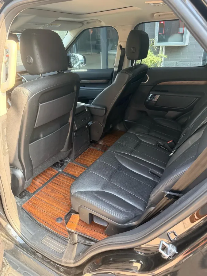 2018 Land Rover Discovery 3.0T 340HP V6 8AT,autocango,china used car exporter,china ev exporter,chinese used car exporter,chinese used ev exporter