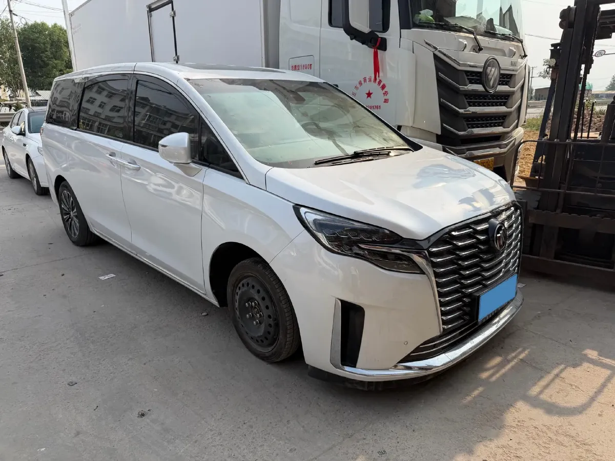 2022 Buick GL8 2.0T 237HP L4 9AT,autocango,china used car exporter,china ev exporter,chinese used car exporter,chinese used ev exporter