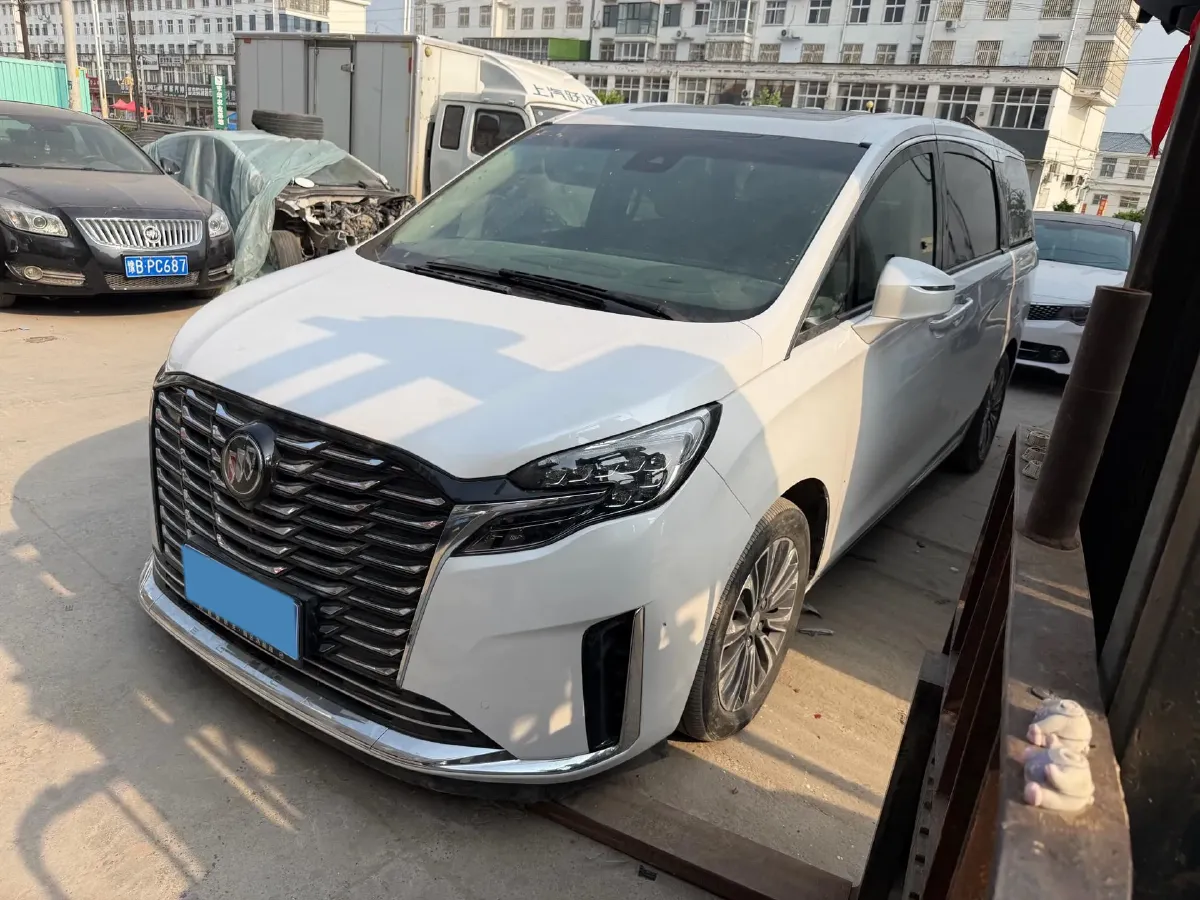 2022 Buick GL8 2.0T 237HP L4 9AT,autocango,china used car exporter,china ev exporter,chinese used car exporter,chinese used ev exporter