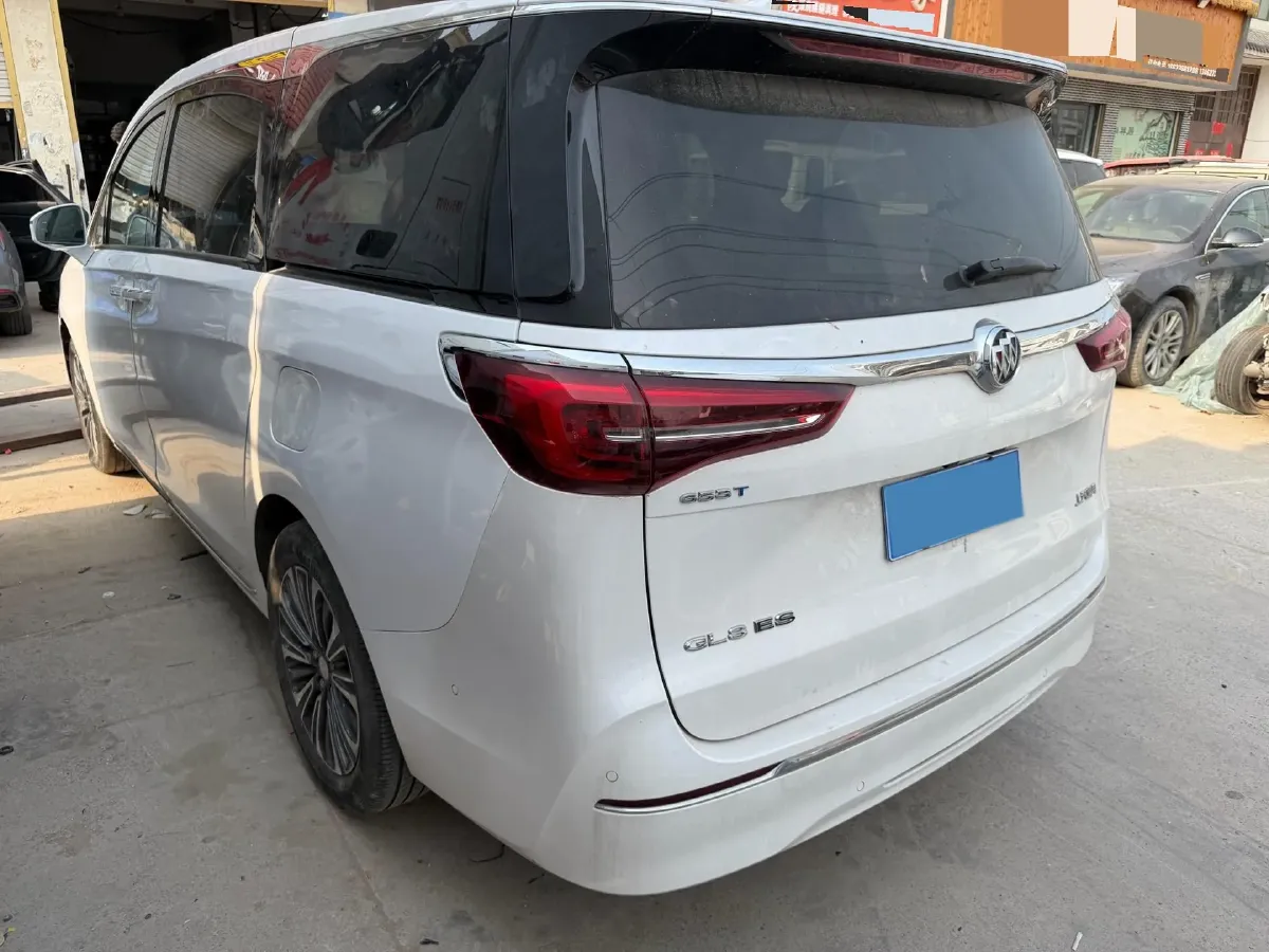 2022 Buick GL8 2.0T 237HP L4 9AT,autocango,china used car exporter,china ev exporter,chinese used car exporter,chinese used ev exporter