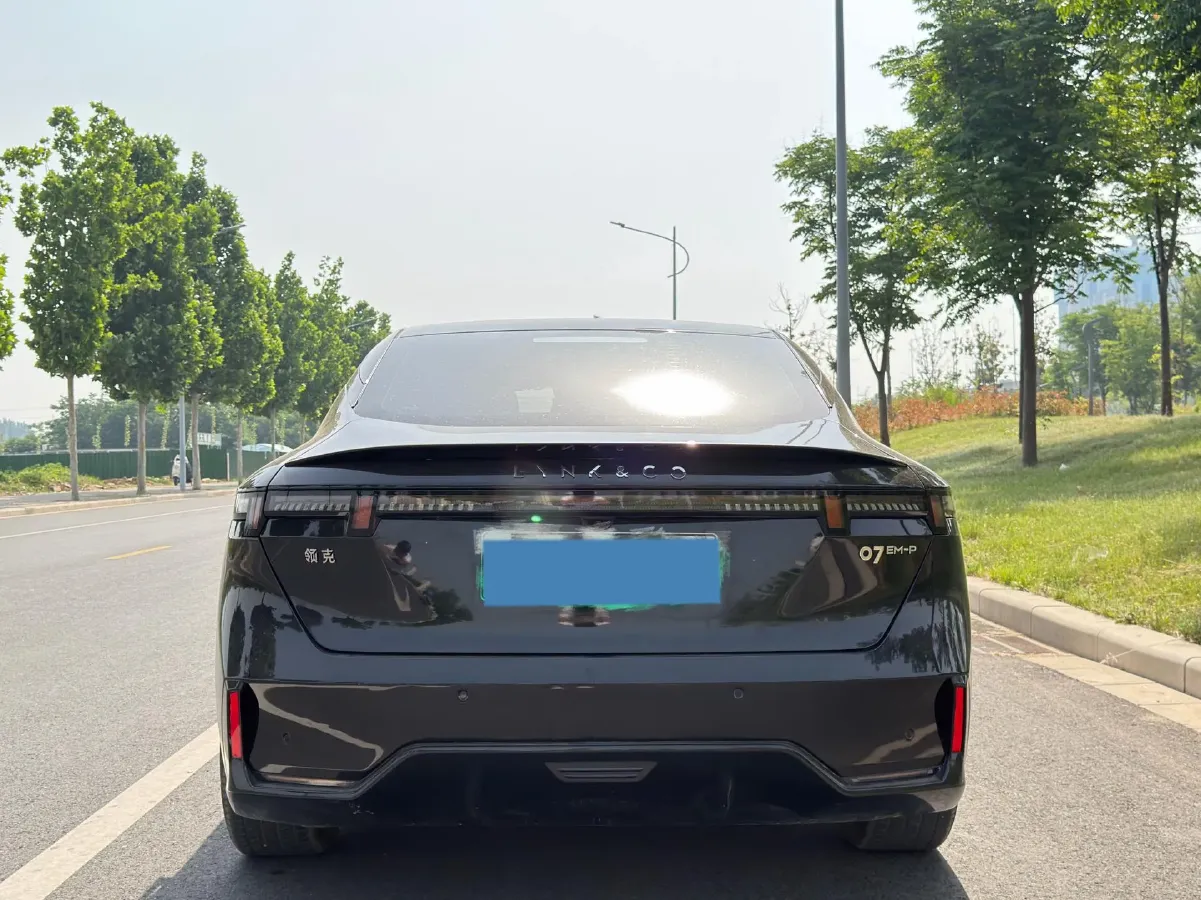 2024 LYNK&CO 07 EM-P 1.5T 163HP L4 3DHT PHEV 18.99KWH,autocango,china used car exporter,china ev exporter,chinese used car exporter,chinese used ev exporter