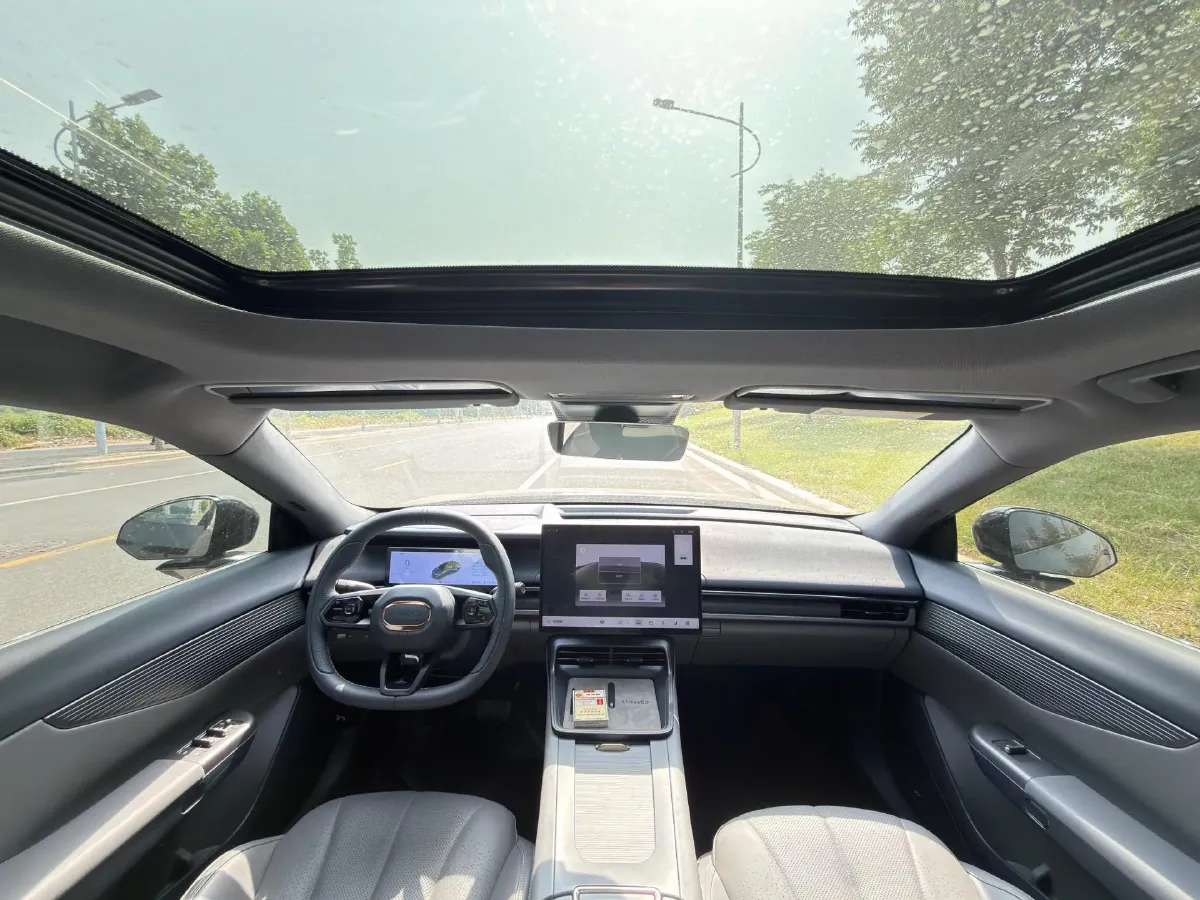 2024 LYNK&CO 07 EM-P 1.5T 163HP L4 3DHT PHEV 18.99KWH,autocango,china used car exporter,china ev exporter,chinese used car exporter,chinese used ev exporter