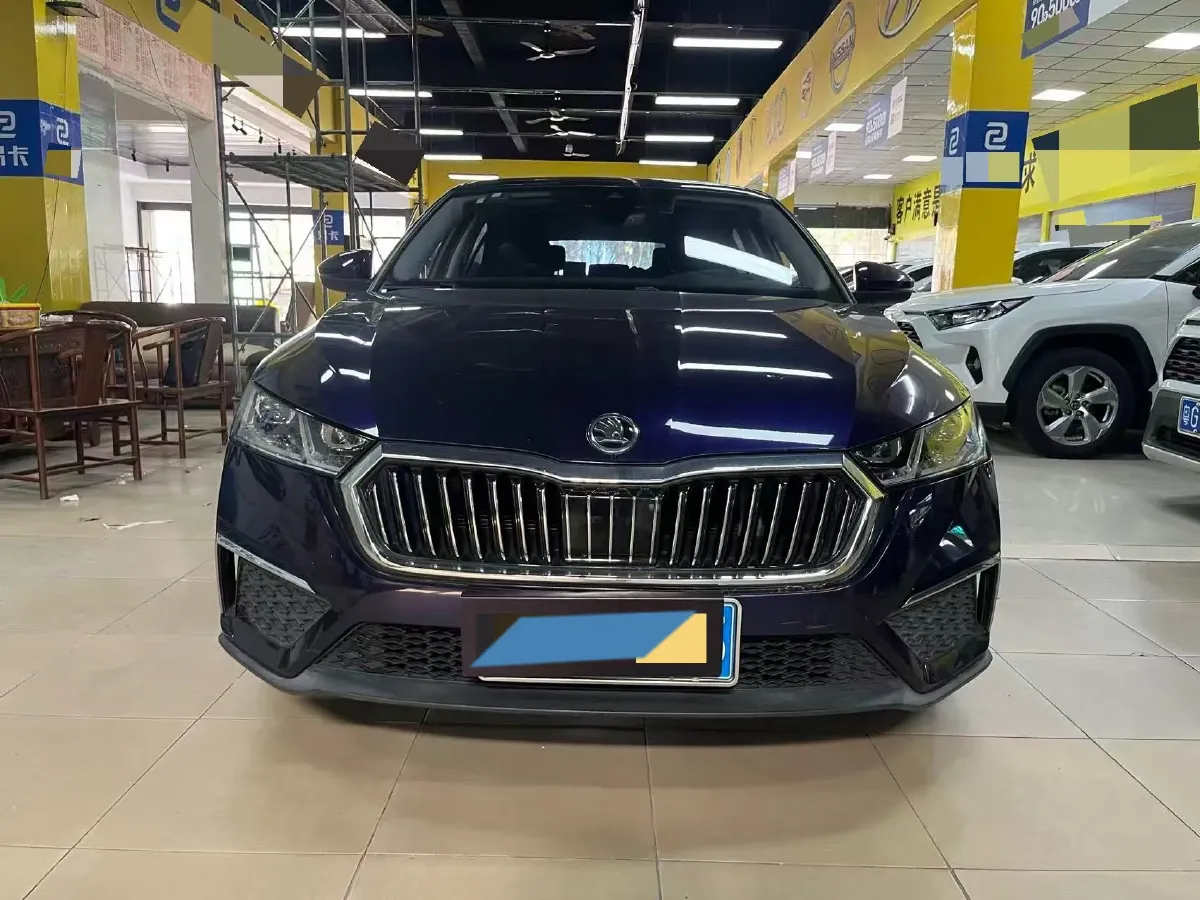 2021 Skoda Octavia 1.4T 150HP L4 7DCT,autocango,china used car exporter,china ev exporter,chinese used car exporter,chinese used ev exporter