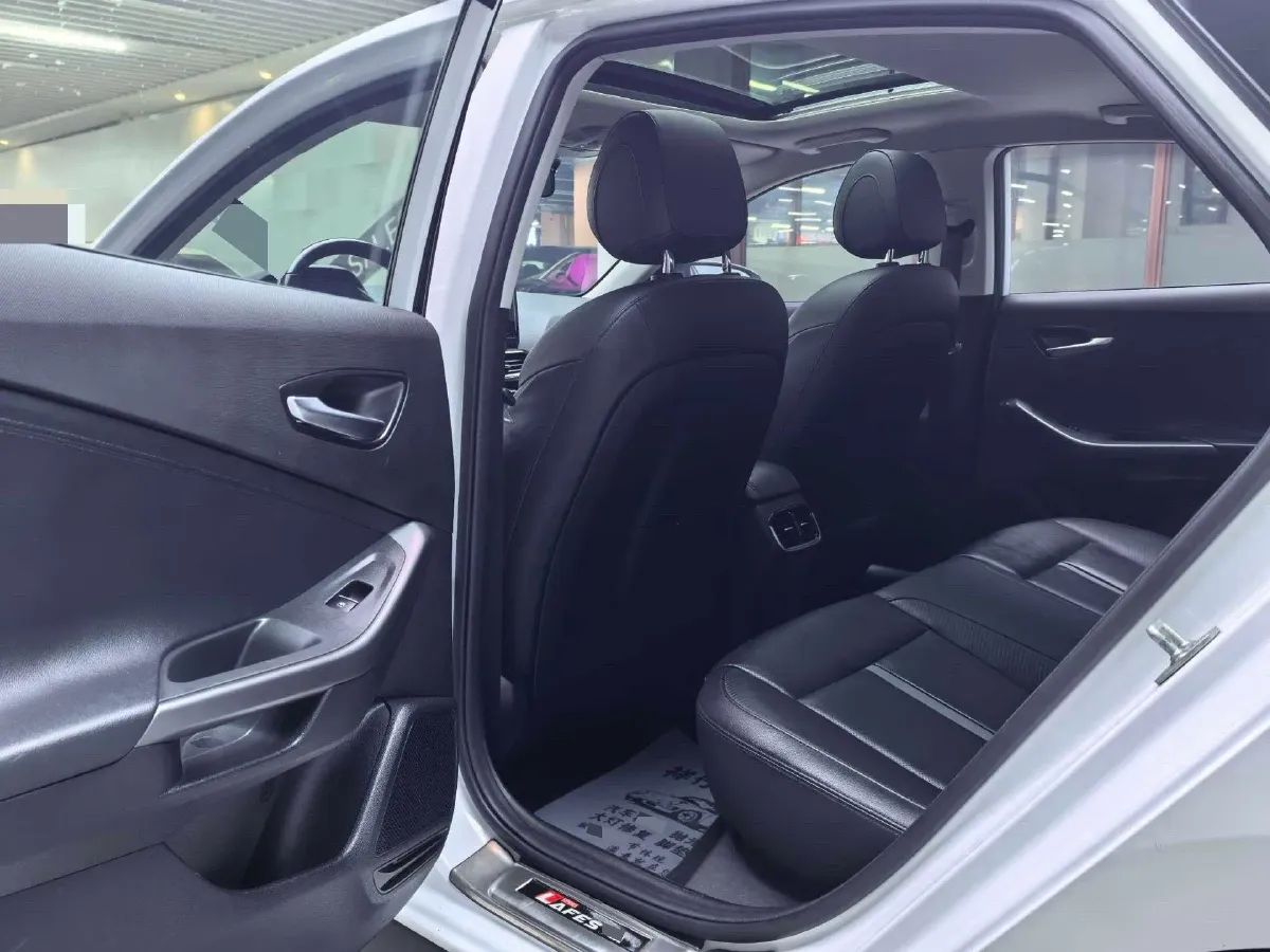 2019 Hyundai La Festa 1.6T 204HP L4 7DCT,autocango,china used car exporter,china ev exporter,chinese used car exporter,chinese used ev exporter