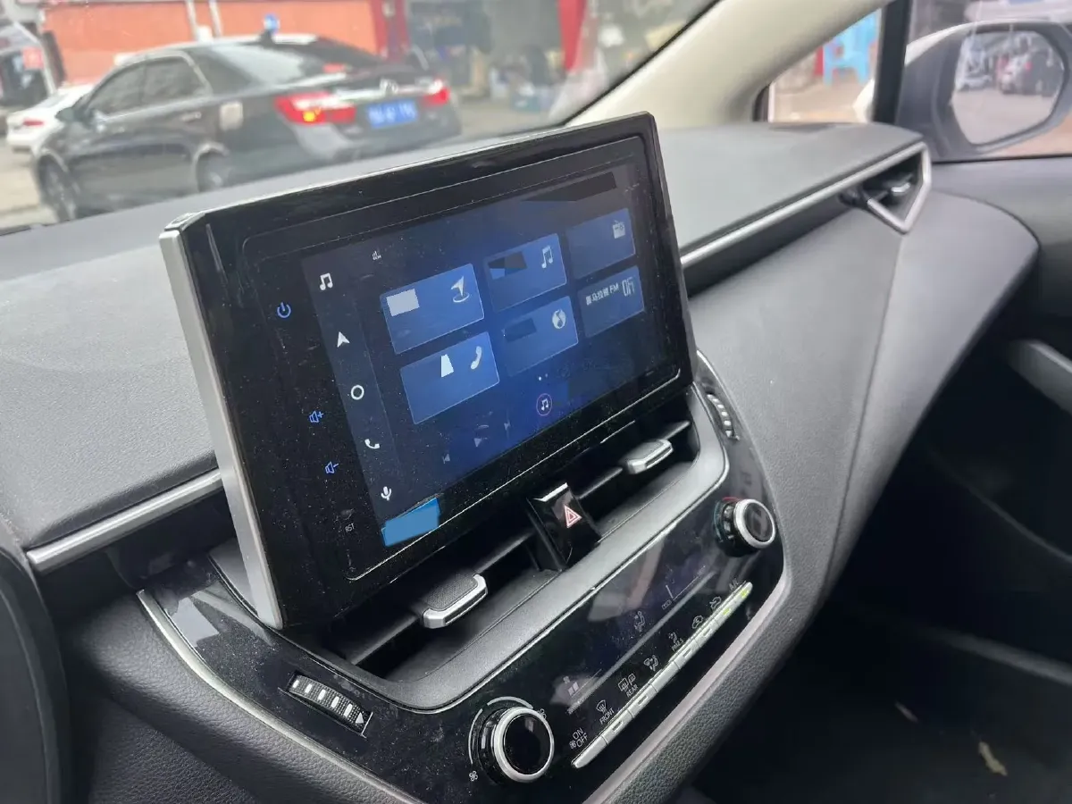 2021 Toyota Corolla 1.2T 116HP L4 CVT,autocango,china used car exporter,china ev exporter,chinese used car exporter,chinese used ev exporter