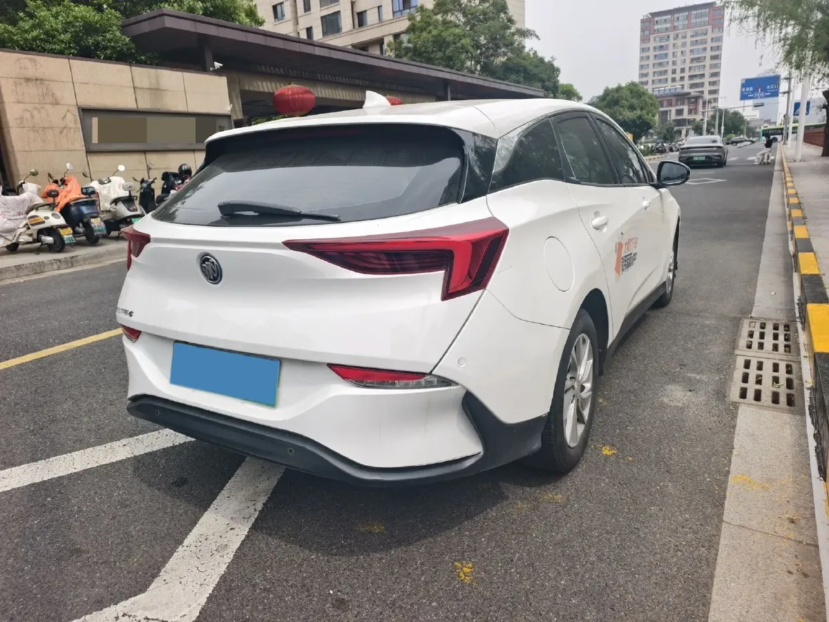 2022 Buick Velite 6 1.5L 102HP L4 E-CVT PHEV 9.5KWH,autocango,china used car exporter,china ev exporter,chinese used car exporter,chinese used ev exporter