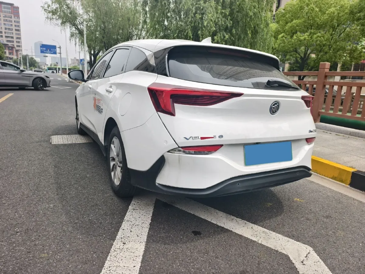 2022 Buick Velite 6 1.5L 102HP L4 E-CVT PHEV 9.5KWH,autocango,china used car exporter,china ev exporter,chinese used car exporter,chinese used ev exporter