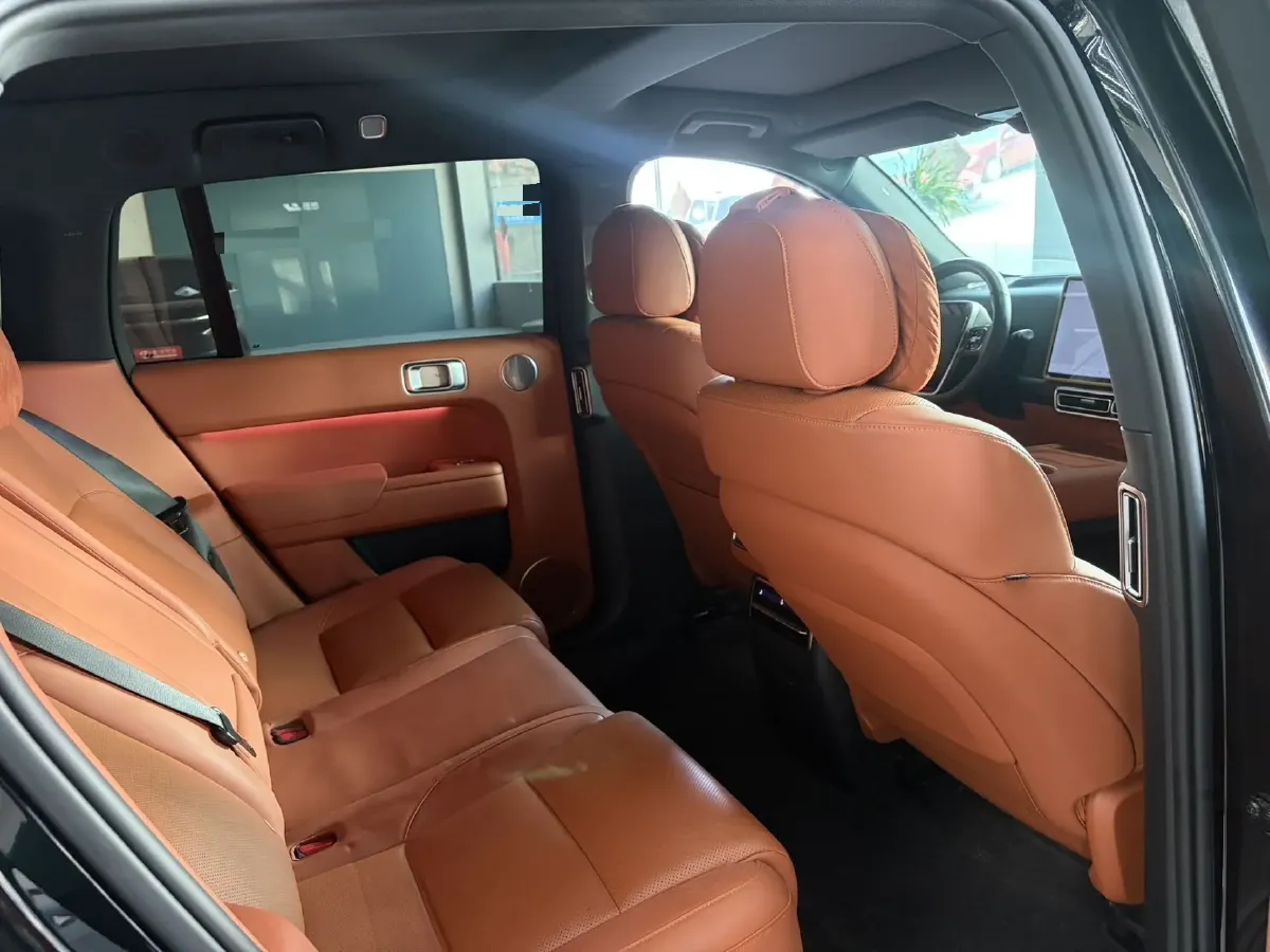 2023 Li L7 Range Extended 154HP REEV 40.9KWH,autocango,china used car exporter,china ev exporter,chinese used car exporter,chinese used ev exporter