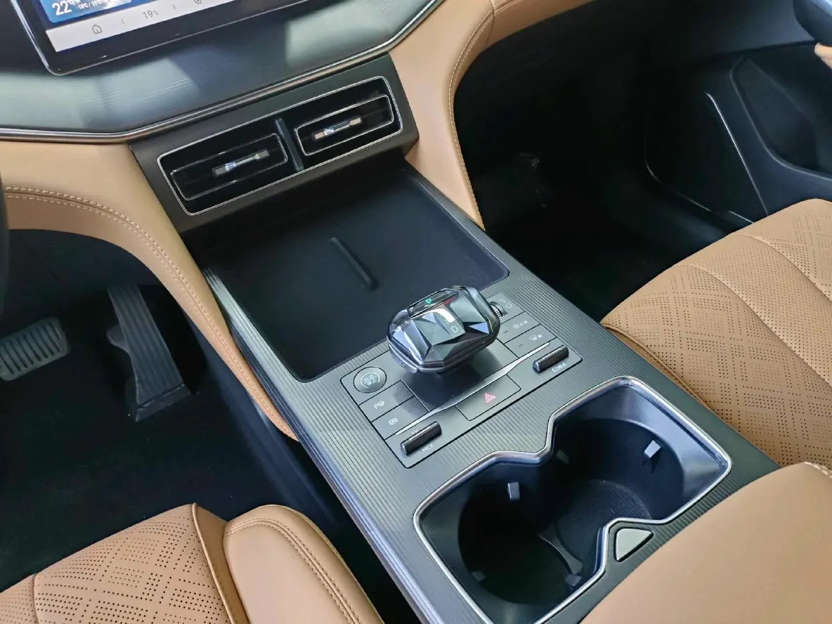 2025 BYD SongL DM-i 1.5L 101HP L4 E-CVT PHEV 18.3KWH,autocango,china used car exporter,china ev exporter,chinese used car exporter,chinese used ev exporter