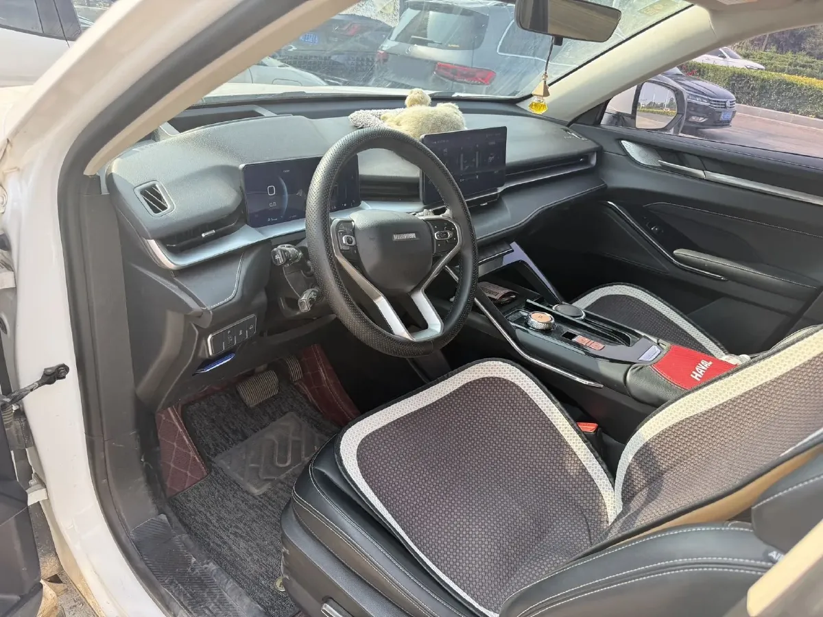 2021 Haval H6 1.5T 169HP L4 7DCT,autocango,china used car exporter,china ev exporter,chinese used car exporter,chinese used ev exporter