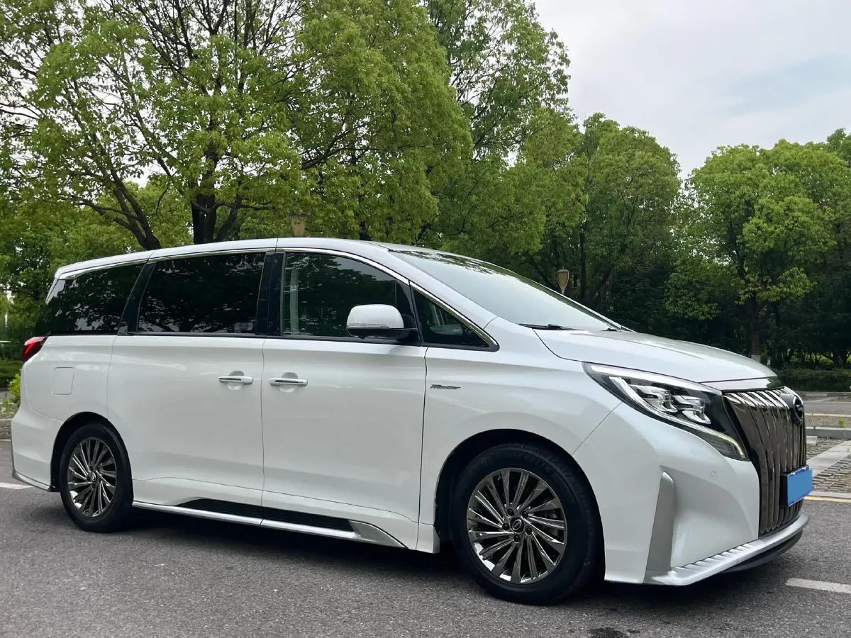 2021 GAC Trumpchi M8 2.0T 252HP L4 8AT,autocango,china used car exporter,china ev exporter,chinese used car exporter,chinese used ev exporter
