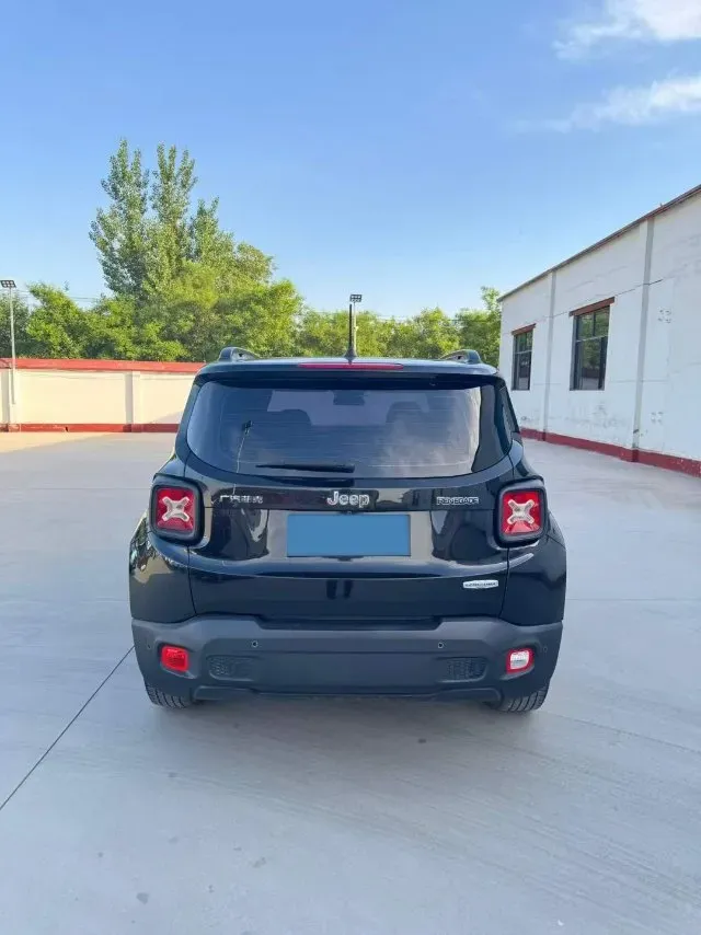 2018 Jeep Renegade 1.4T 150HP L4 7DCT,autocango,china used car exporter,china ev exporter,chinese used car exporter,chinese used ev exporter