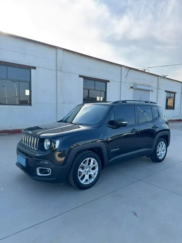2018 Jeep Renegade 1.4T 150HP L4 7DCT,autocango,china used car exporter,china ev exporter,chinese used car exporter,chinese used ev exporter