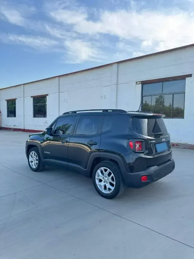 2018 Jeep Renegade 1.4T 150HP L4 7DCT,autocango,china used car exporter,china ev exporter,chinese used car exporter,chinese used ev exporter