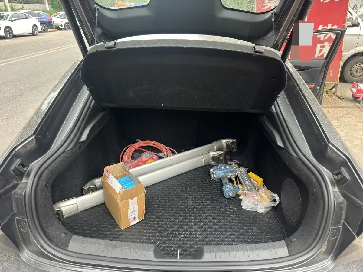 2023 ChangAn UNI-V 2.0T 233HP L4 8AT,autocango,china used car exporter,china ev exporter,chinese used car exporter,chinese used ev exporter