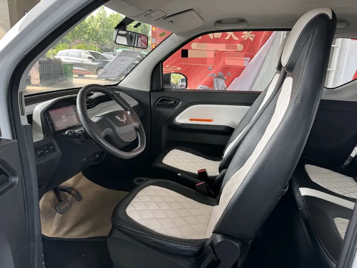 2021 WuLing HongGuang MINI EV BEV 9.3KWH,autocango,china used car exporter,china ev exporter,chinese used car exporter,chinese used ev exporter