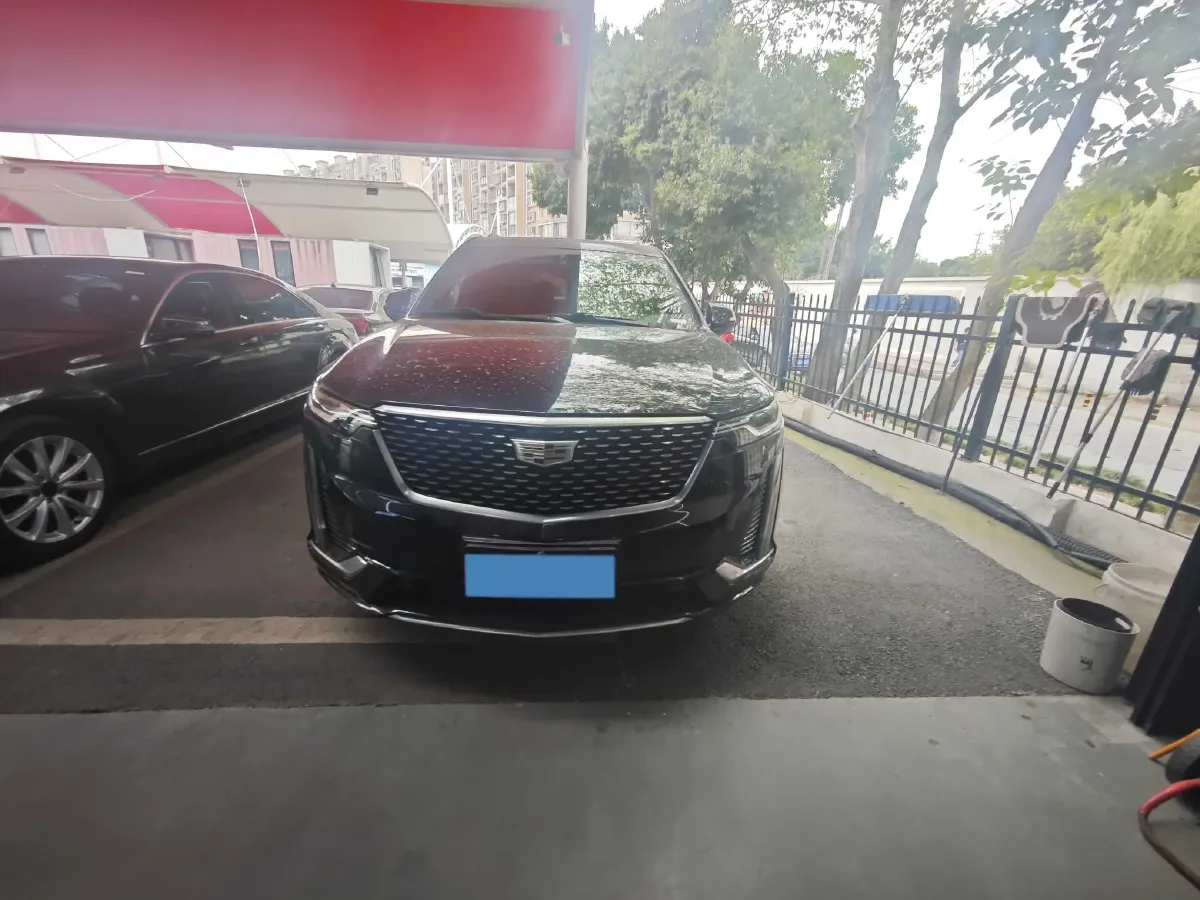 2021 Cadillac XT6 2.0T 237HP L4 9AT,autocango,china used car exporter,china ev exporter,chinese used car exporter,chinese used ev exporter