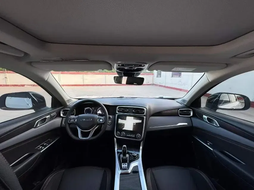 2019 LYNK&CO 01 2.0T 190HP L4 7DCT,autocango,china used car exporter,china ev exporter,chinese used car exporter,chinese used ev exporter
