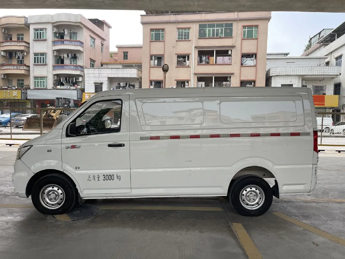 2020 DongFeng Aeolus YiXuan EV BEV 47.7KWH,autocango,china used car exporter,china ev exporter,chinese used car exporter,chinese used ev exporter