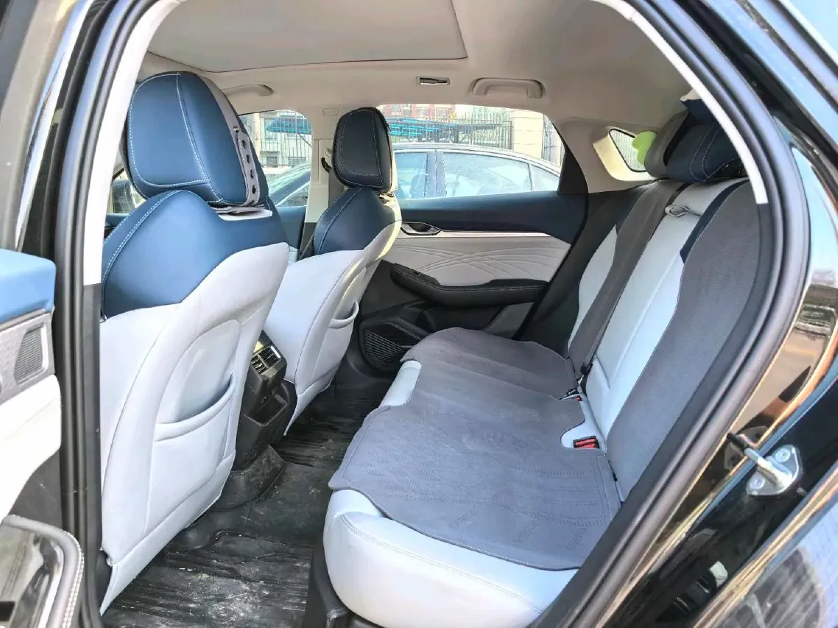 2023 Geely Preface 2.0T 190HP L4 7DCT,autocango,china used car exporter,china ev exporter,chinese used car exporter,chinese used ev exporter
