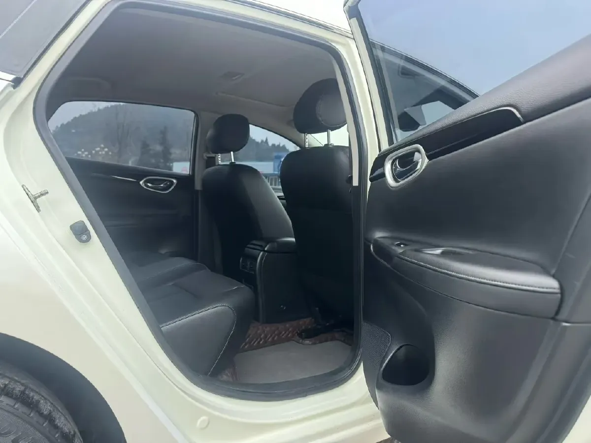 2021 Nissan Sylphy 1.6L 122HP L4 CVT,autocango,china used car exporter,china ev exporter,chinese used car exporter,chinese used ev exporter