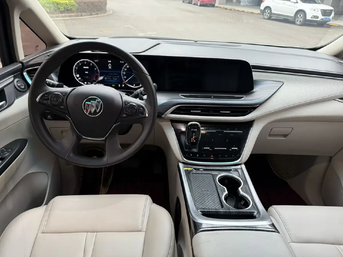 2022 Buick GL8 2.0T 237HP L4 9AT,autocango,china used car exporter,china ev exporter,chinese used car exporter,chinese used ev exporter