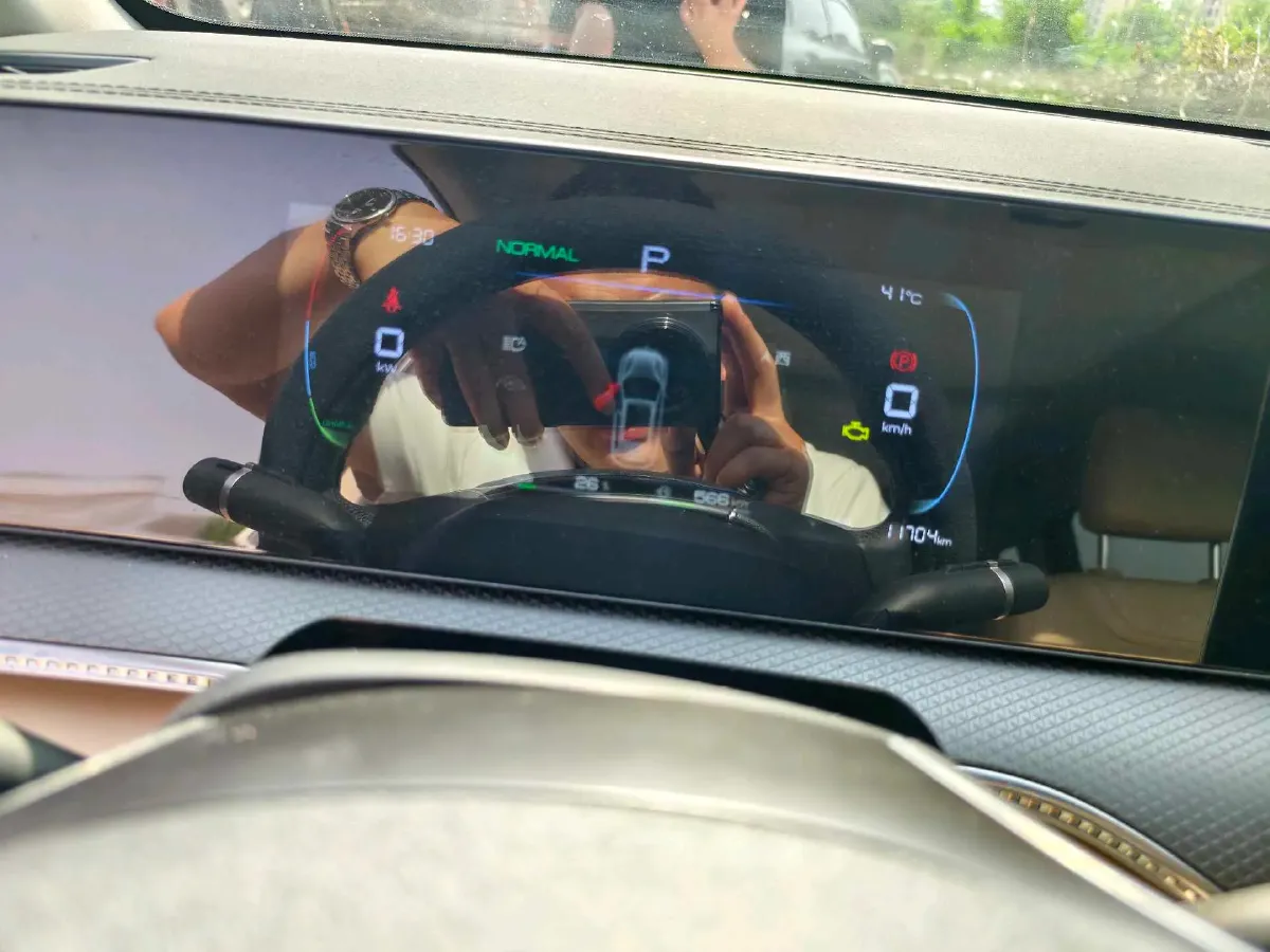 2025 BYD Song Pro 1.5L 101HP L4 E-CVT PHEV 12.9KWH,autocango,china used car exporter,china ev exporter,chinese used car exporter,chinese used ev exporter