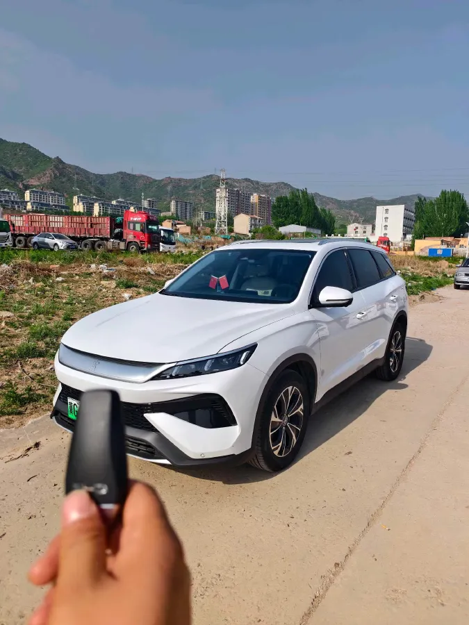 2025 BYD Song Pro 1.5L 101HP L4 E-CVT PHEV 12.9KWH,autocango,china used car exporter,china ev exporter,chinese used car exporter,chinese used ev exporter