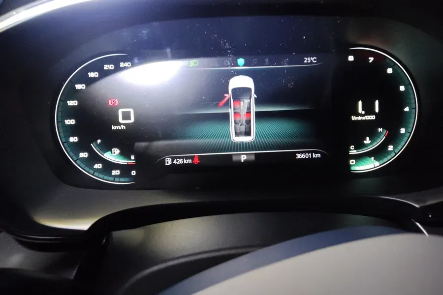 2021 Roewe iMAX8 2.0T 234HP L4 8AT,autocango,china used car exporter,china ev exporter,chinese used car exporter,chinese used ev exporter