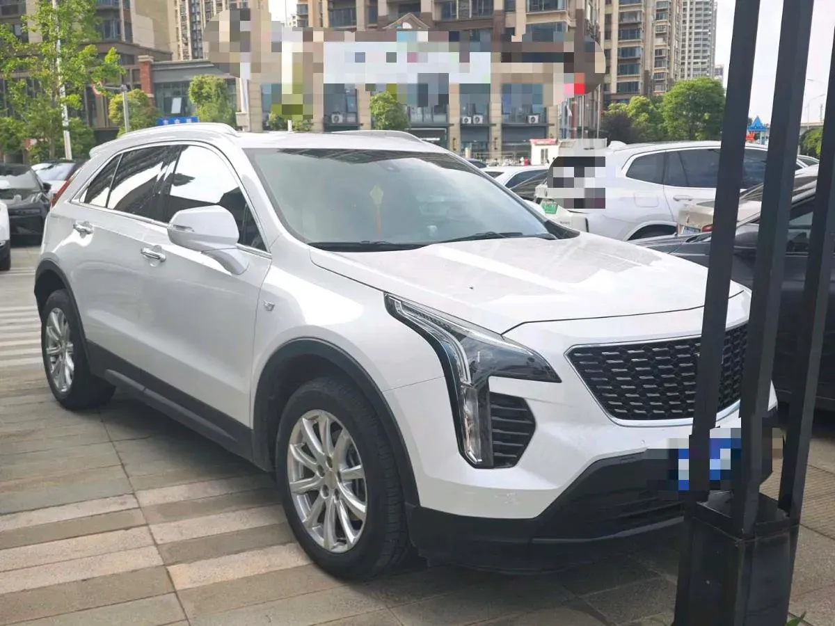 2022 Cadillac XT4 2.0T 237HP L4 9AT,autocango,china used car exporter,china ev exporter,chinese used car exporter,chinese used ev exporter