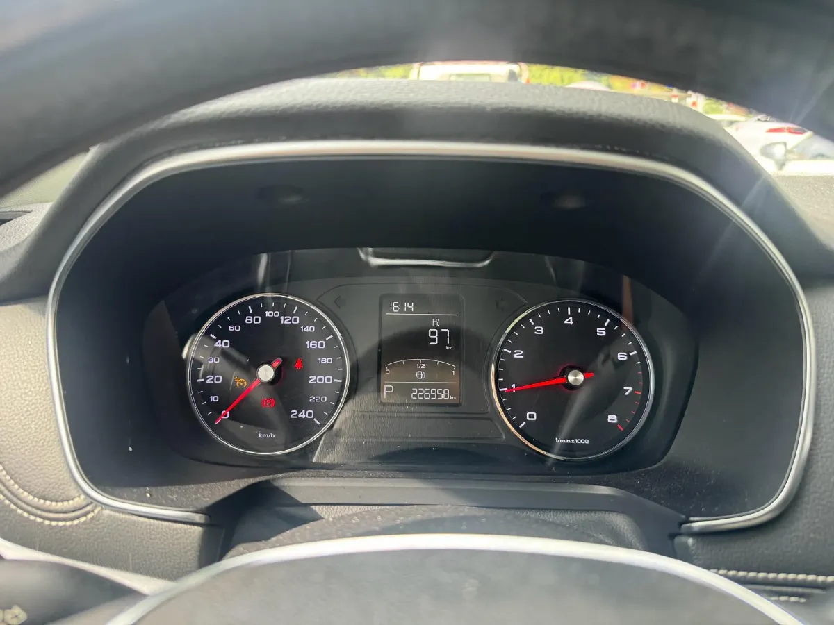 2018 Roewe RX5 1.5T 169HP L4 7DCT,autocango,china used car exporter,china ev exporter,chinese used car exporter,chinese used ev exporter