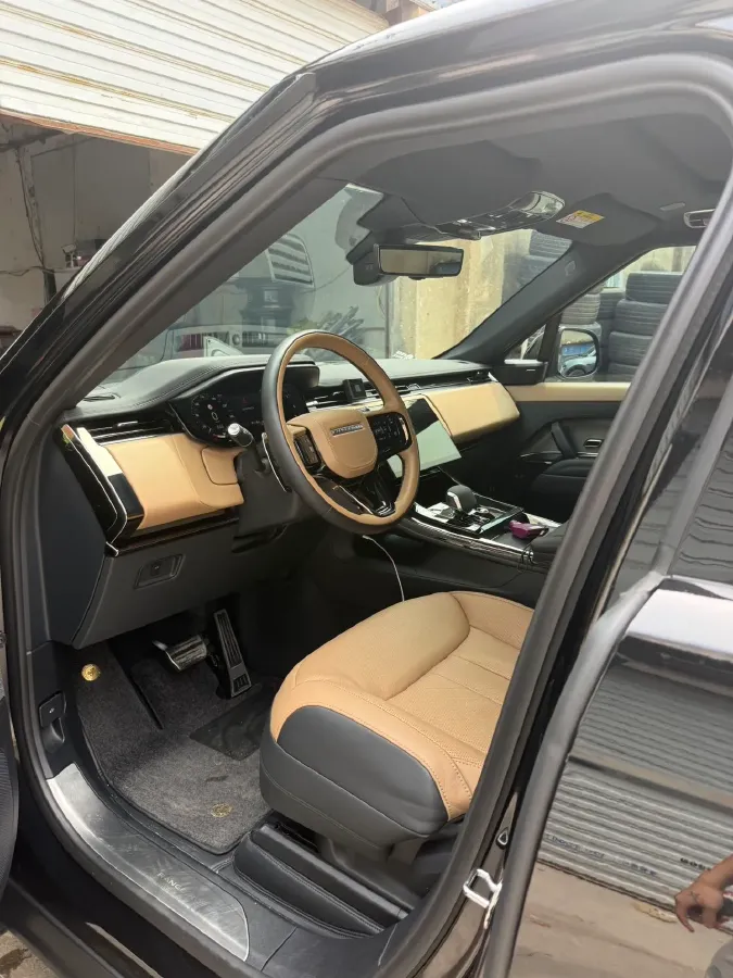 2024 Land Rover Range Rover Sport 3.0T 400HP L6 8AT,autocango,china used car exporter,china ev exporter,chinese used car exporter,chinese used ev exporter
