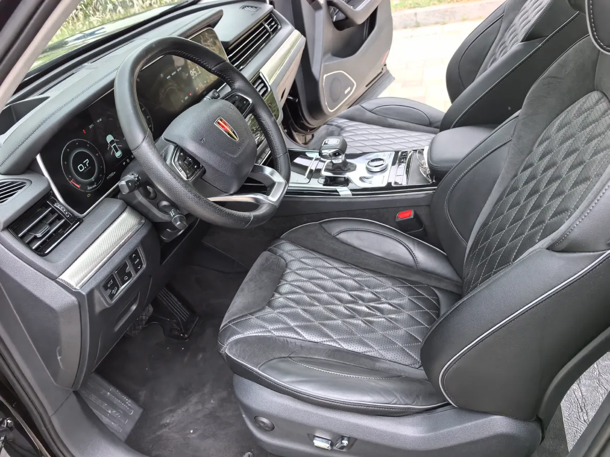 2019 HongQi HS5 2.0T 224HP L4 6AT,autocango,china used car exporter,china ev exporter,chinese used car exporter,chinese used ev exporter