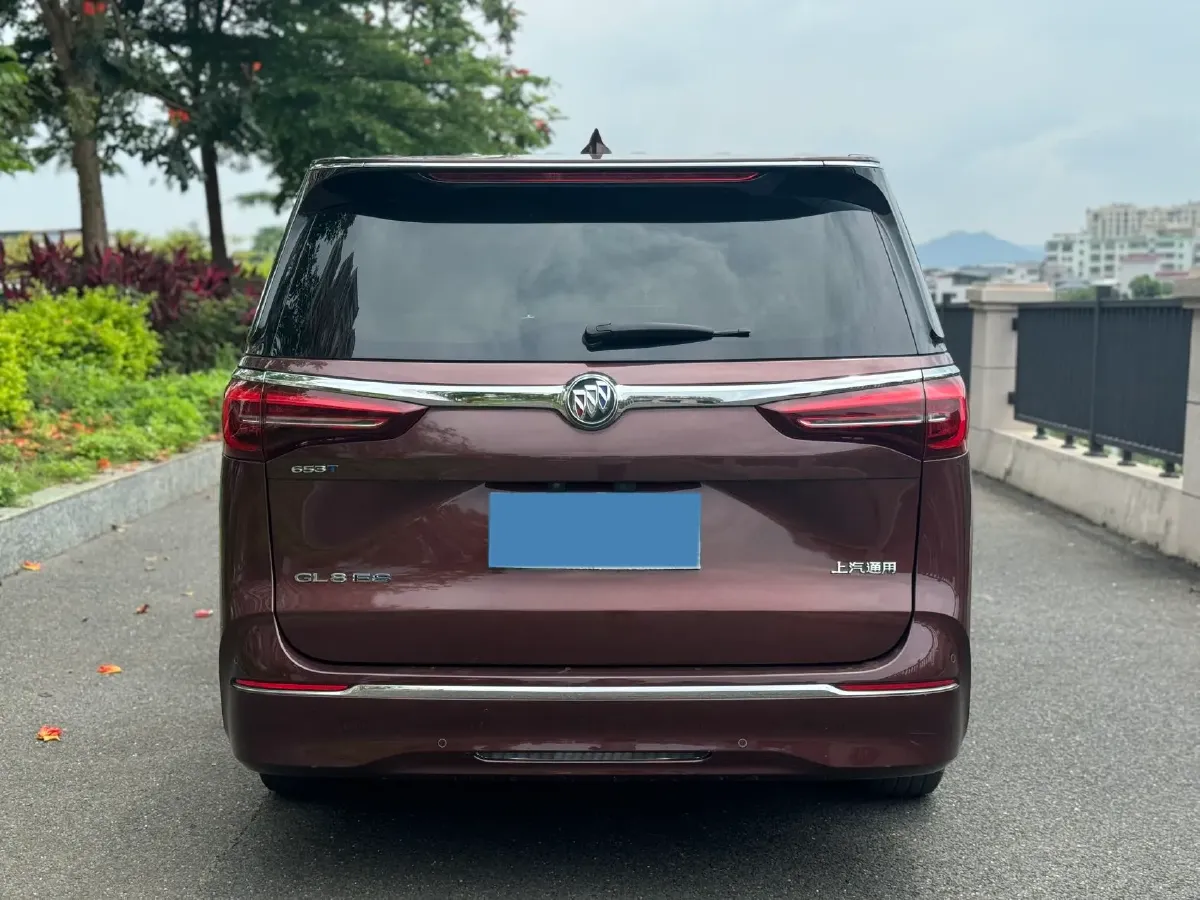 2022 Buick GL8 2.0T 237HP L4 9AT,autocango,china used car exporter,china ev exporter,chinese used car exporter,chinese used ev exporter