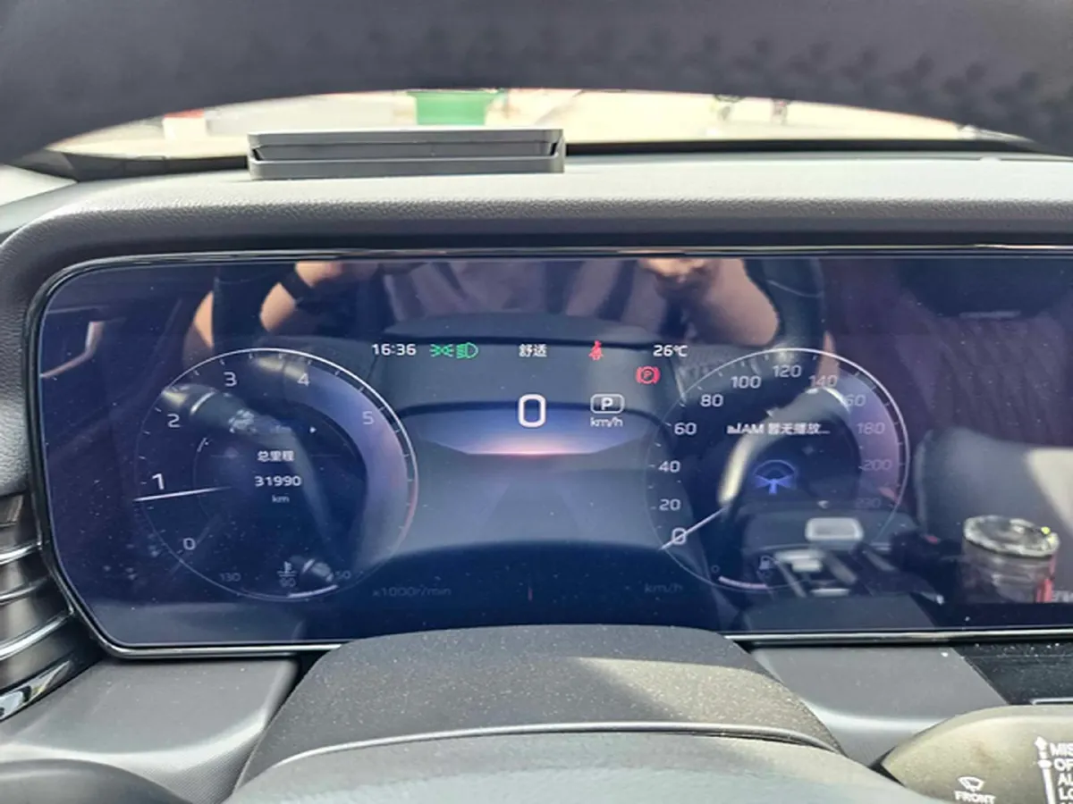 2025 HongQi HS5 2.0T 252HP L4 8AT,autocango,china used car exporter,china ev exporter,chinese used car exporter,chinese used ev exporter