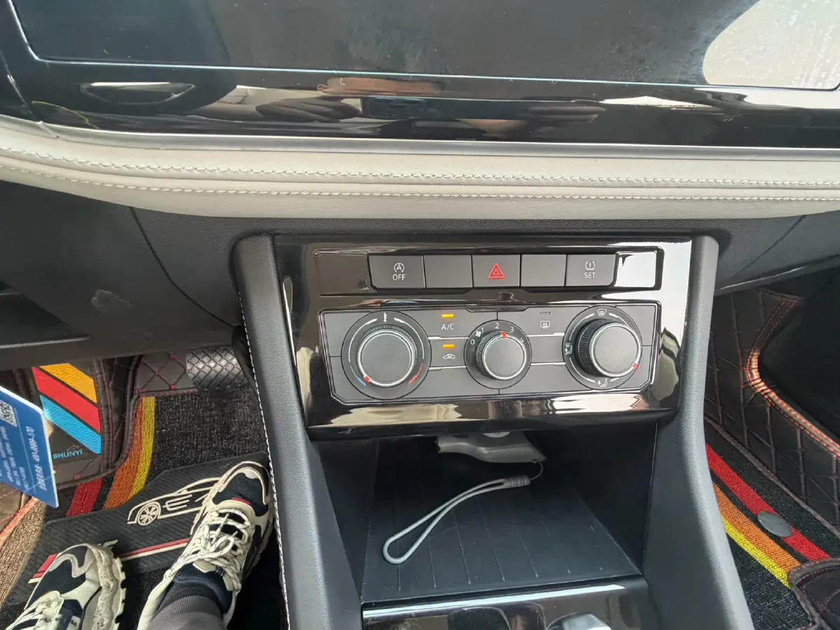 2023 Jetta VS5 1.4T 150HP L4 6AT,autocango,china used car exporter,china ev exporter,chinese used car exporter,chinese used ev exporter