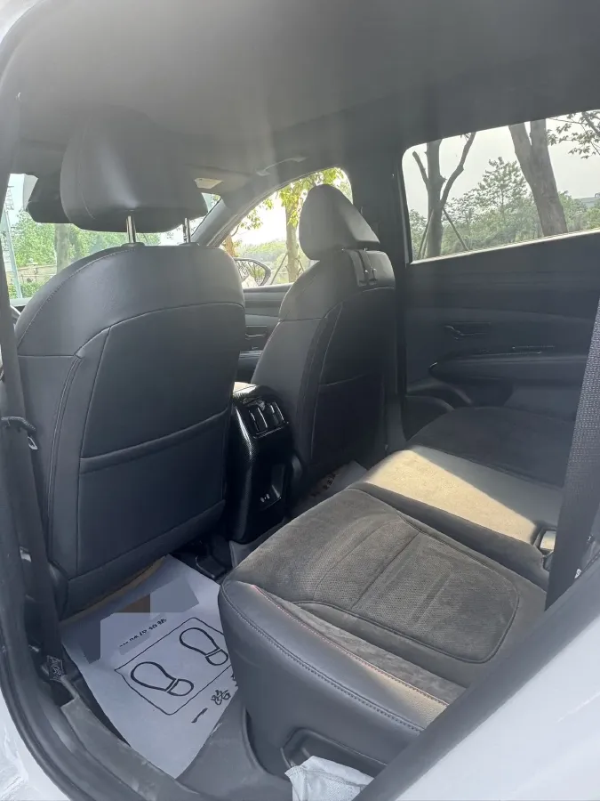 2025 MAXUS XinTu V70 2.0T 150HP L4 9AT,autocango,china used car exporter,china ev exporter,chinese used car exporter,chinese used ev exporter