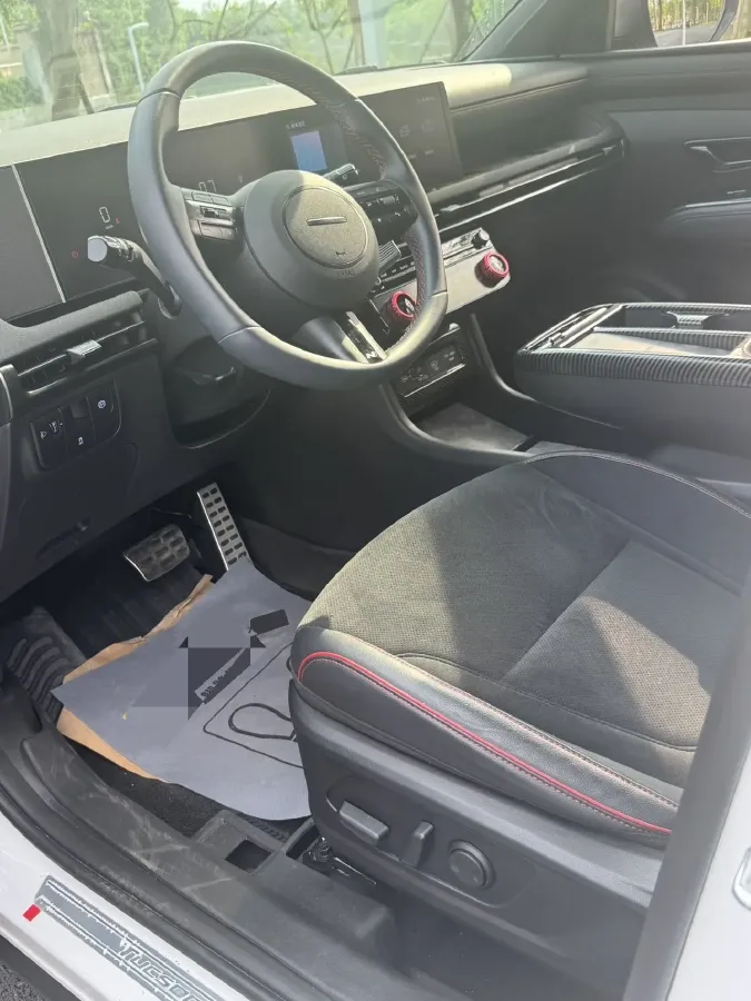 2025 MAXUS XinTu V70 2.0T 150HP L4 9AT,autocango,china used car exporter,china ev exporter,chinese used car exporter,chinese used ev exporter
