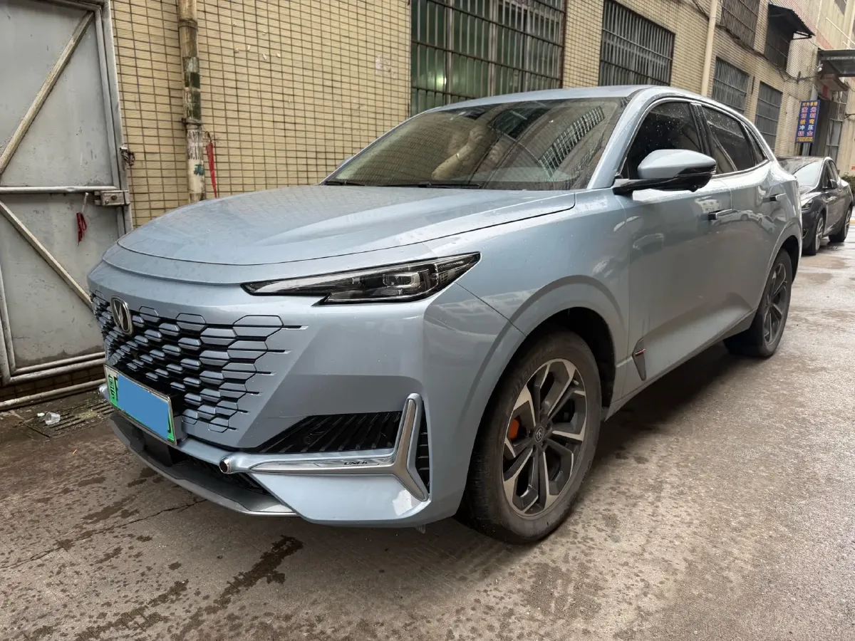 2022 Bestune T99 2.0T 224HP L4 6AT,autocango,china used car exporter,china ev exporter,chinese used car exporter,chinese used ev exporter