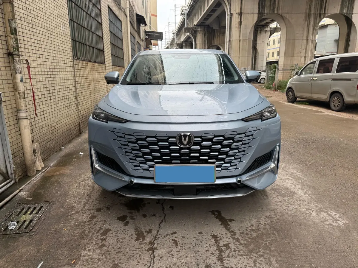 2022 Bestune T99 2.0T 224HP L4 6AT,autocango,china used car exporter,china ev exporter,chinese used car exporter,chinese used ev exporter