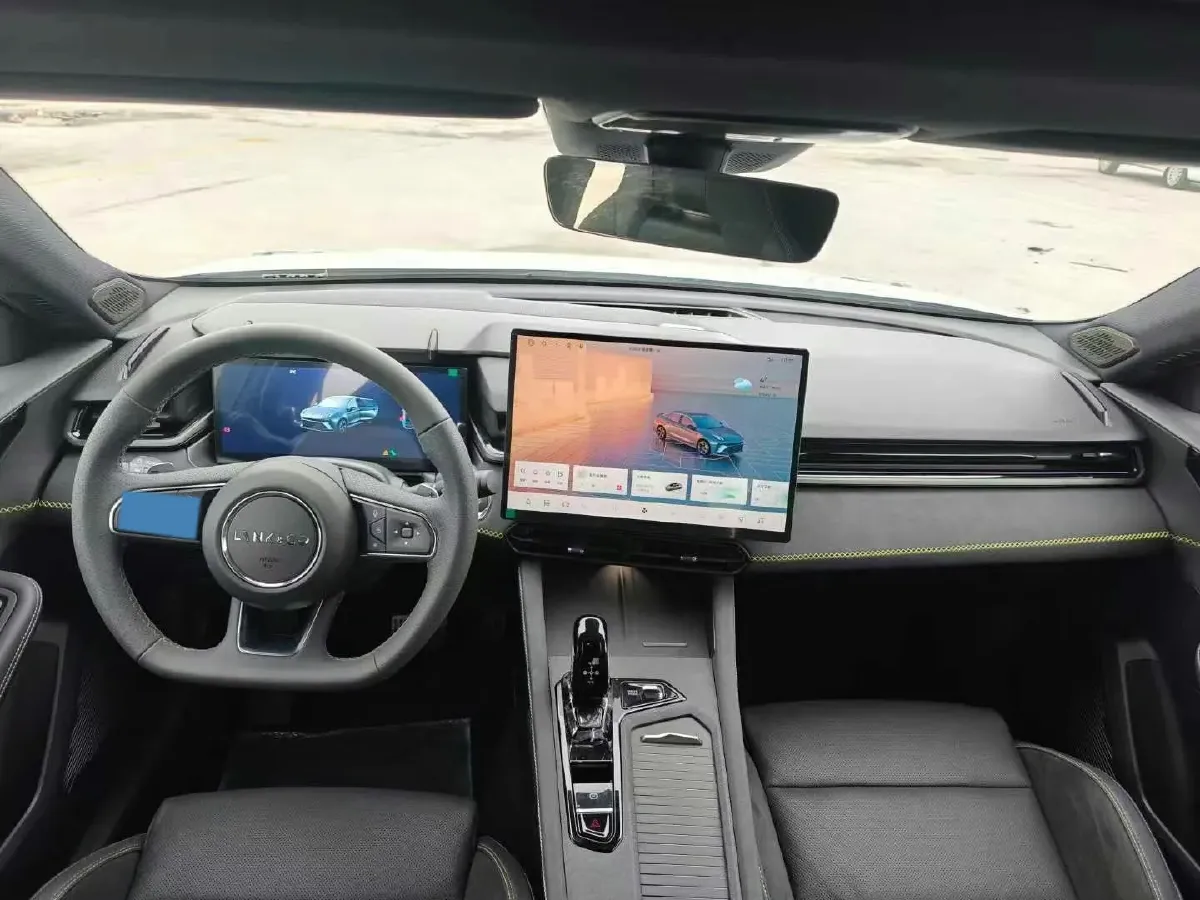2025 LYNK&CO 03 1.5T 181HP L4 7DCT,autocango,china used car exporter,china ev exporter,chinese used car exporter,chinese used ev exporter