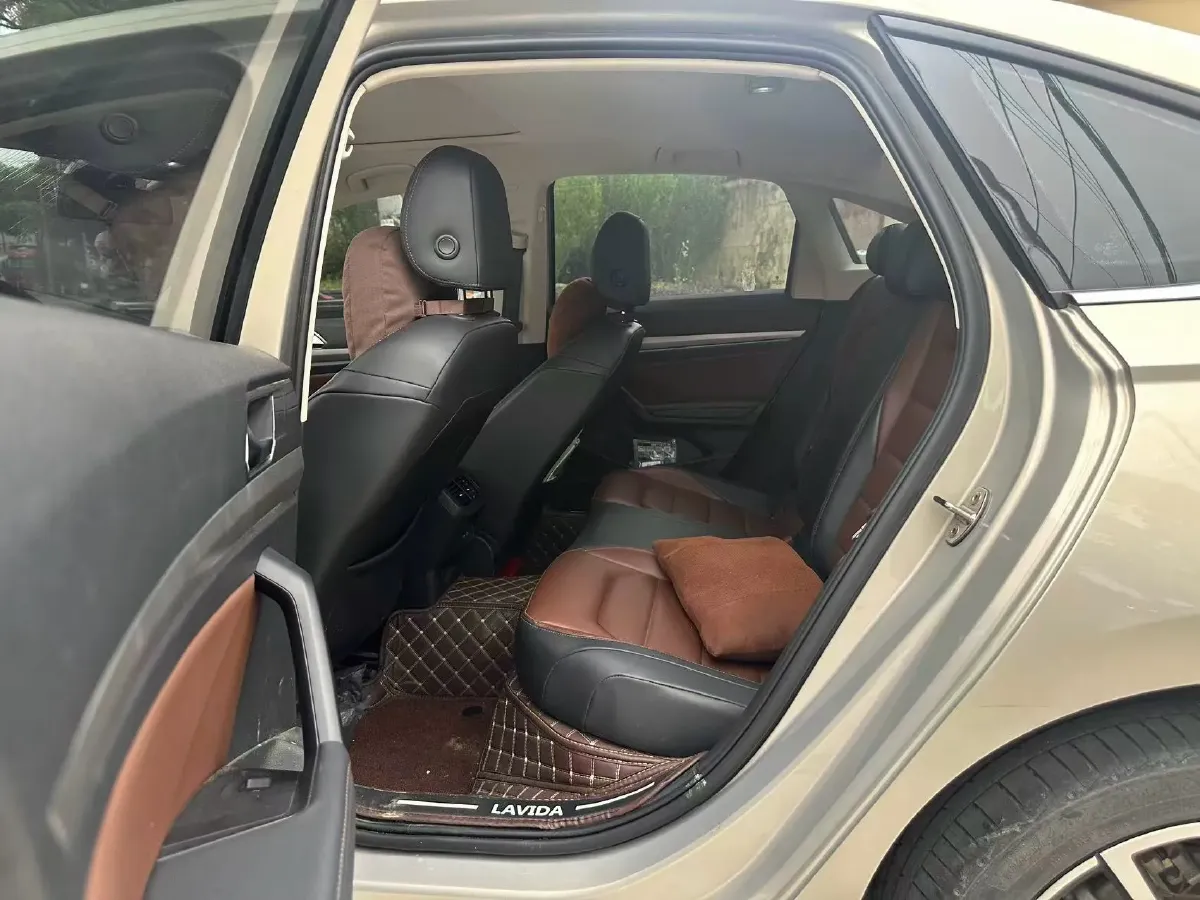 2021 Volkswagen Lavida 1.4T 150HP L4 7DCT,autocango,china used car exporter,china ev exporter,chinese used car exporter,chinese used ev exporter