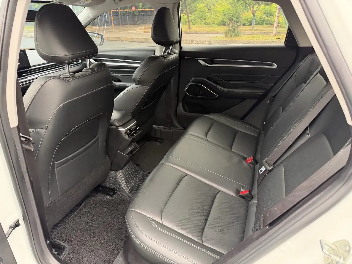 2022 Geely Emgrand 1.5L 114HP L4 CVT,autocango,china used car exporter,china ev exporter,chinese used car exporter,chinese used ev exporter
