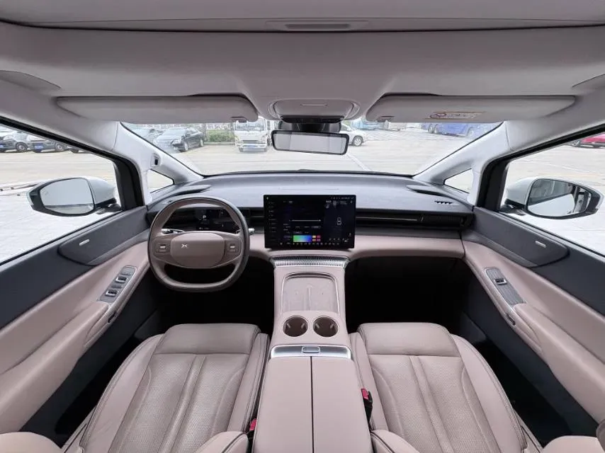 2025 Xpeng X9 BEV,autocango,china used car exporter,china ev exporter,chinese used car exporter,chinese used ev exporter